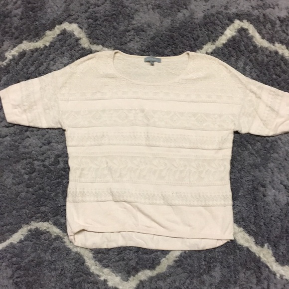 Short- Sleeved Sweater - Picture 2 of 5